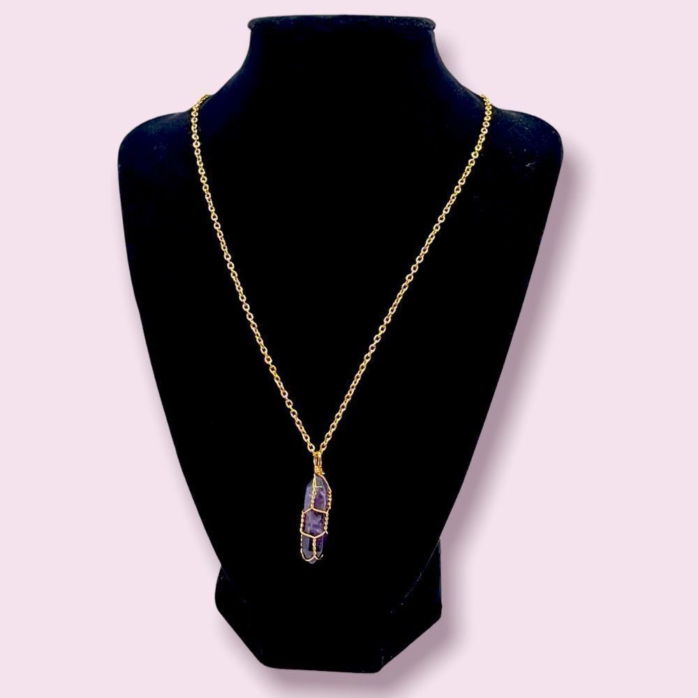 NWT Wool + Pepper Co. Amethyst Crystal & Gold Necklace - PROTECTION - Picture 3 of 6